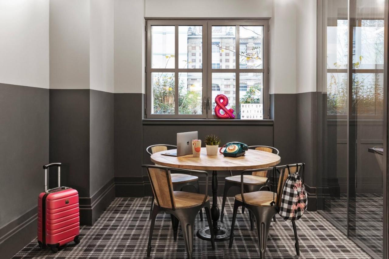 Moxy Lille City Екстериор снимка